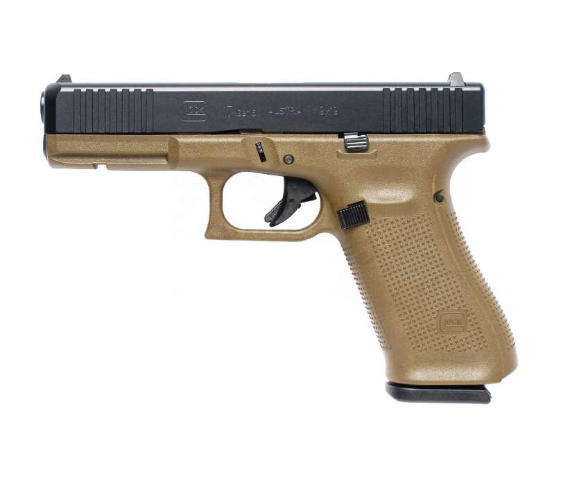 Handguns Glock G17 G5 9mm G17 G5 9MM 10+1 4.49" FS FDE • 3-10RD MAGS | FRONT SERRATIONS