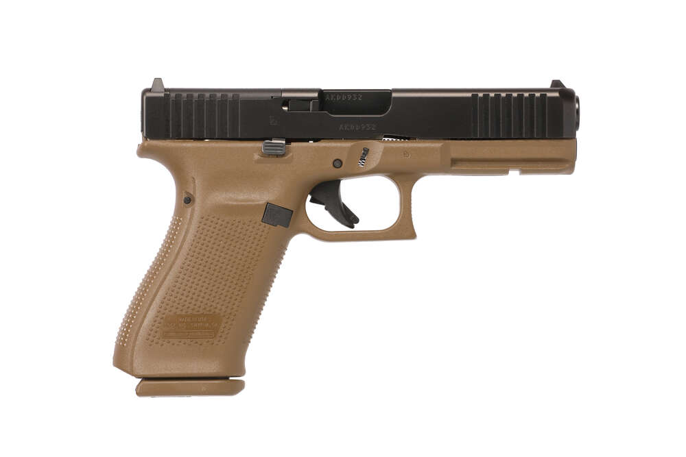 Handguns Glock G21 G5 MOS 45ACP G21 G5 45ACP 13+1 4.6" FDE MOS • 3-13RD MAGS | ACCESSORY RAIL